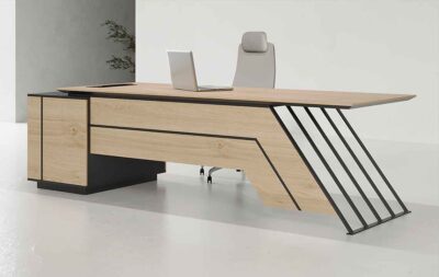 Sig Straight CEO Executive Desk - Highmoon Office Furniture Manufacturer and Supplier