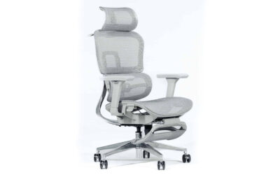 TVR 059 Ergonomic Chair with footrest